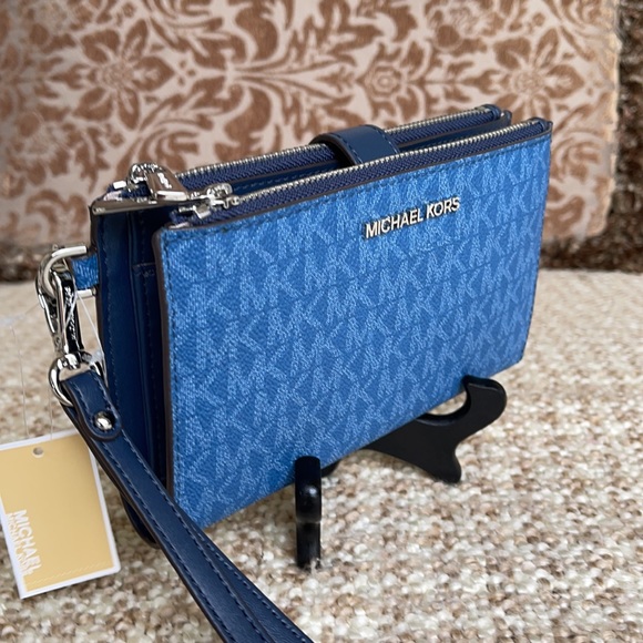 Michael Kors Jet Set Travel Lg Double Zip Wristlet - Picture 2 of 16